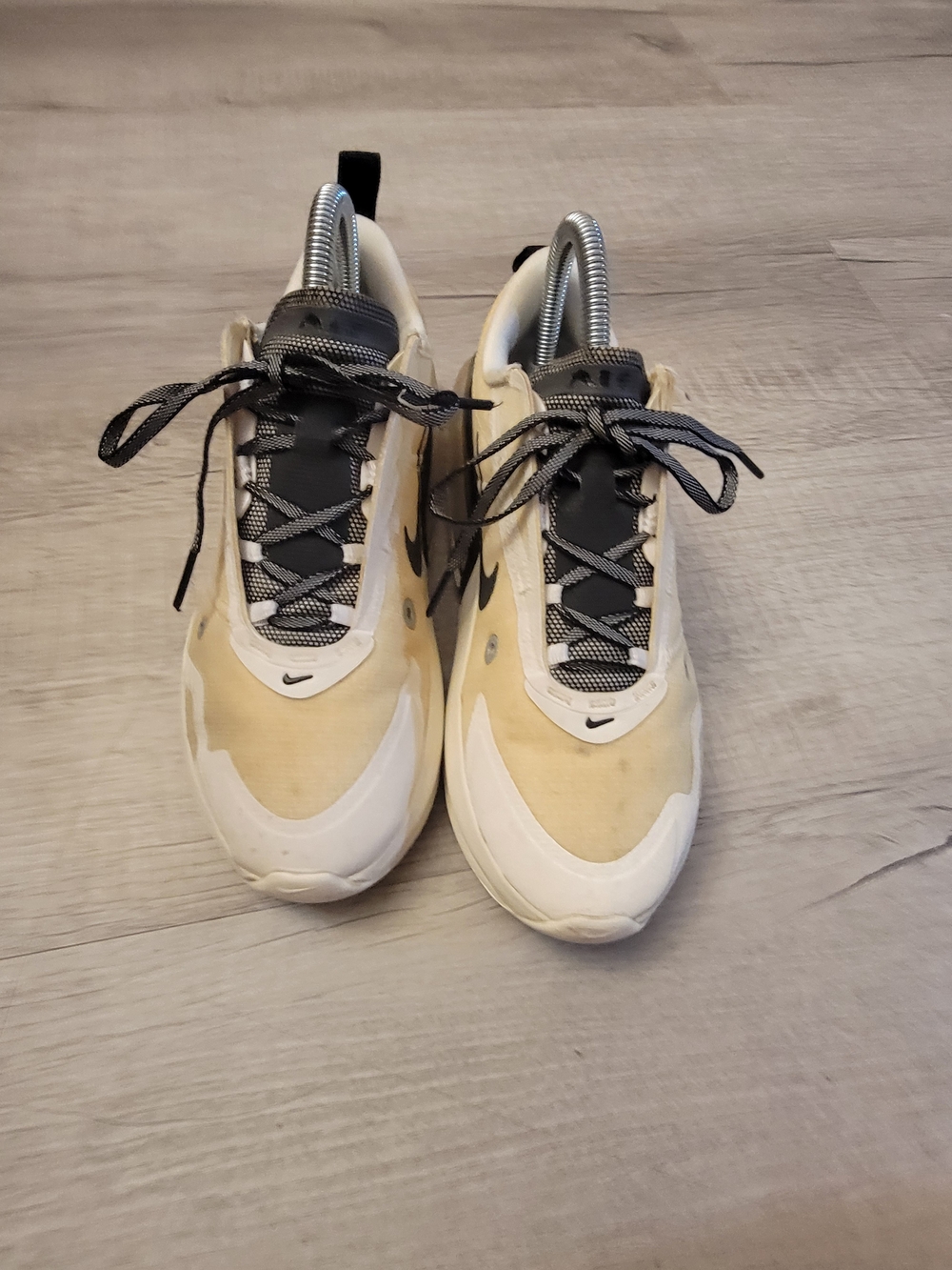 Nike Men’s Beige and Black Athletic Sneakers
